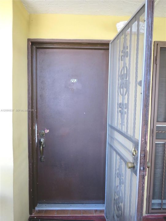 En Venta: $230,000 (1 camas, 1 baños, 838 Pies cuadrados)