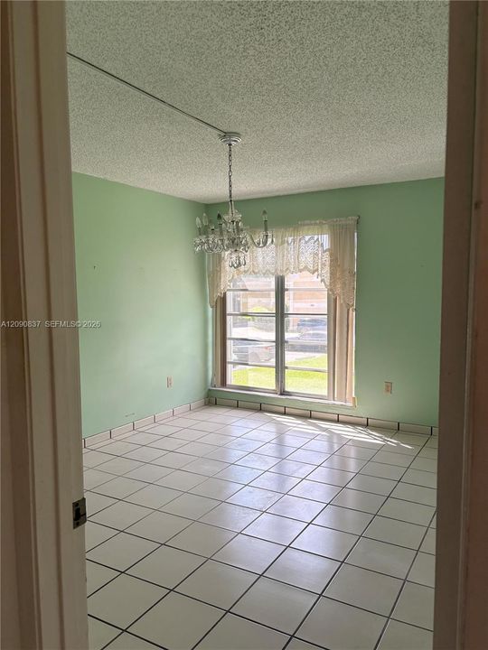 En Venta: $230,000 (1 camas, 1 baños, 838 Pies cuadrados)