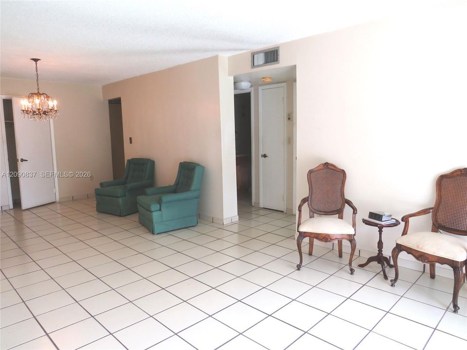 En Venta: $230,000 (1 camas, 1 baños, 838 Pies cuadrados)