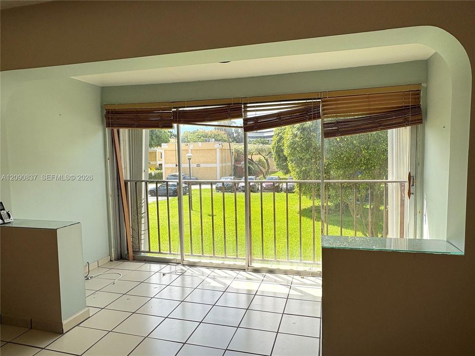 En Venta: $230,000 (1 camas, 1 baños, 838 Pies cuadrados)