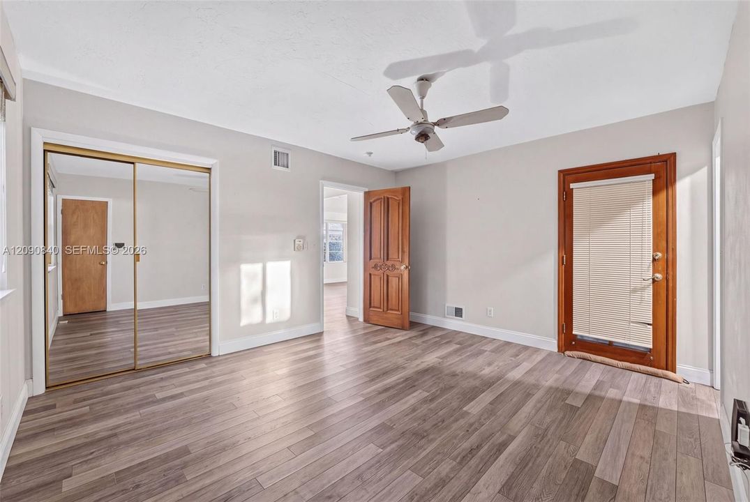 En Venta: $580,000 (3 camas, 2 baños, 1595 Pies cuadrados)