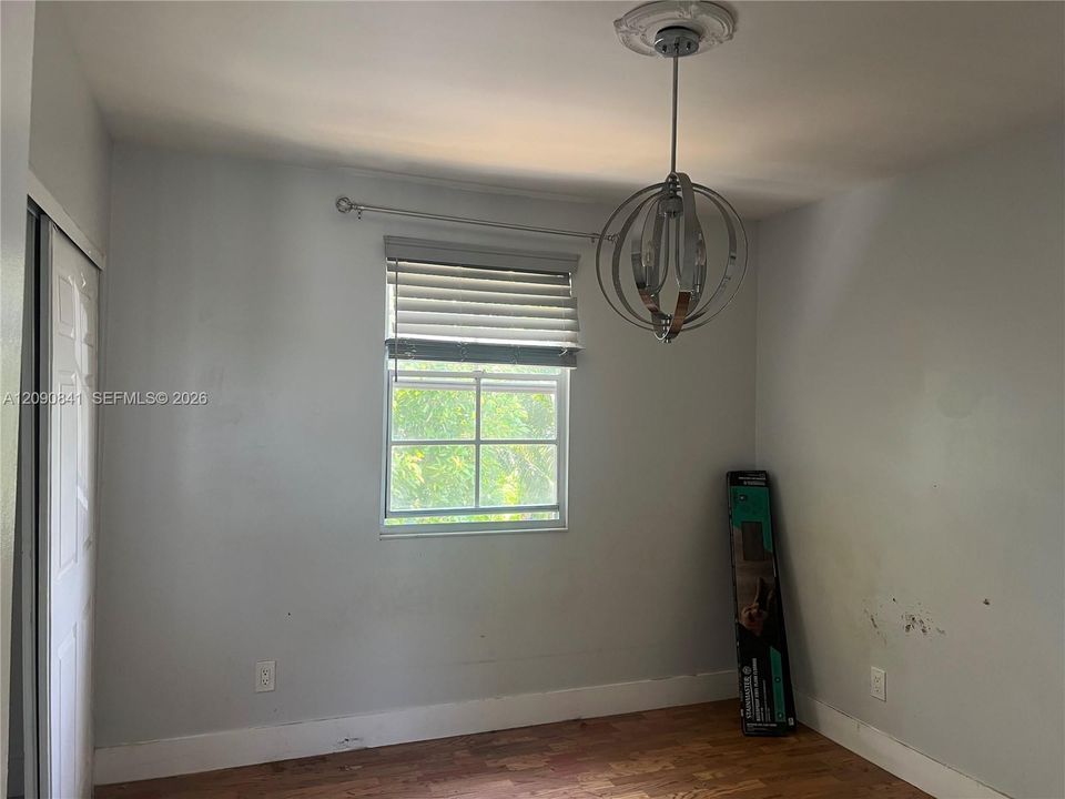En Venta: $415,000 (3 camas, 2 baños, 1415 Pies cuadrados)