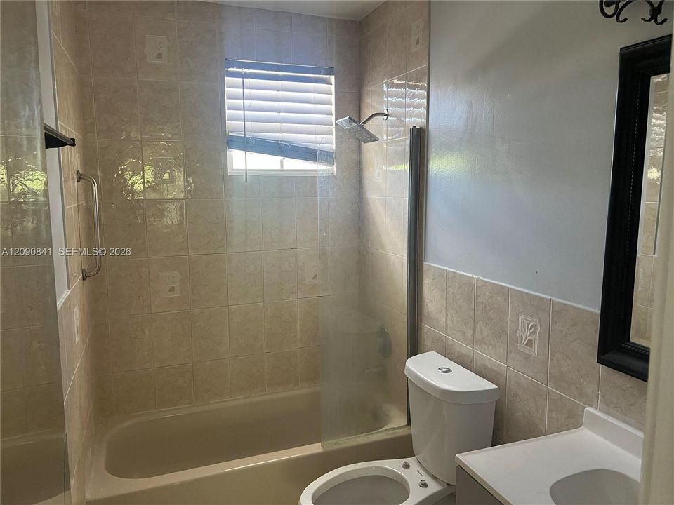 En Venta: $415,000 (3 camas, 2 baños, 1415 Pies cuadrados)