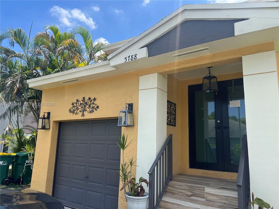 En Venta: $415,000 (3 camas, 2 baños, 1415 Pies cuadrados)