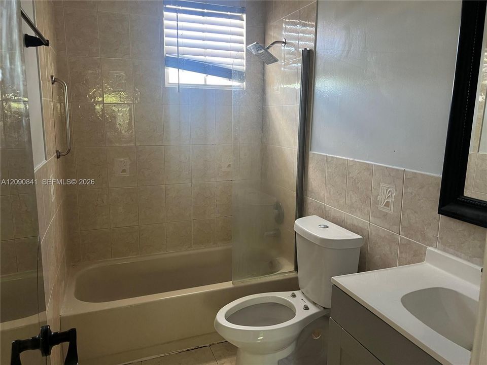 En Venta: $415,000 (3 camas, 2 baños, 1415 Pies cuadrados)
