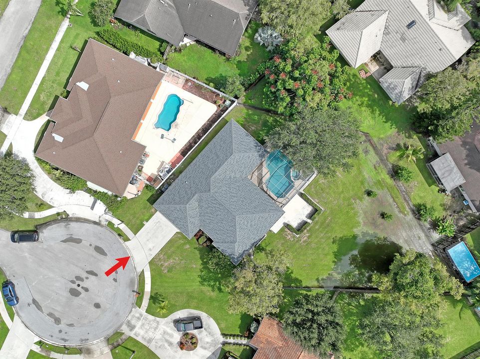 aerial view of large yard on cul de sac