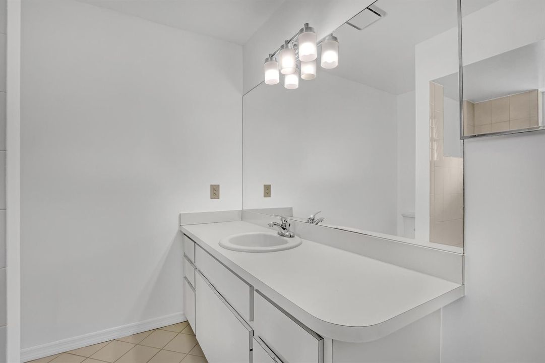 Primary vanity