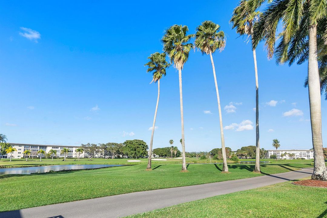 GOLF COURSE