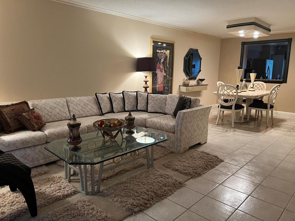 6037 Great Room 2