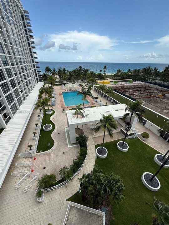 For Rent: $7,500 (2 beds, 2 baths, 1056 Square Feet)