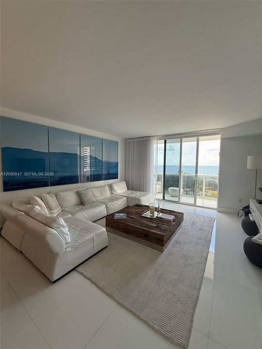 For Rent: $7,500 (2 beds, 2 baths, 1056 Square Feet)