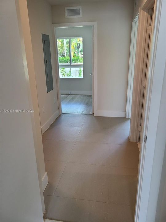 For Rent: $2,900 (3 beds, 2 baths, 1275 Square Feet)