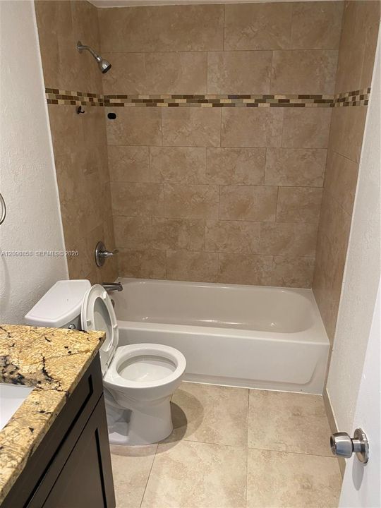 For Rent: $2,300 (2 beds, 1 baths, 1075 Square Feet)