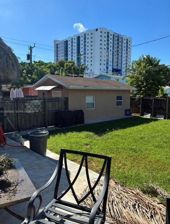 For Sale: $845,000 (4 beds, 3 baths, 1725 Square Feet)