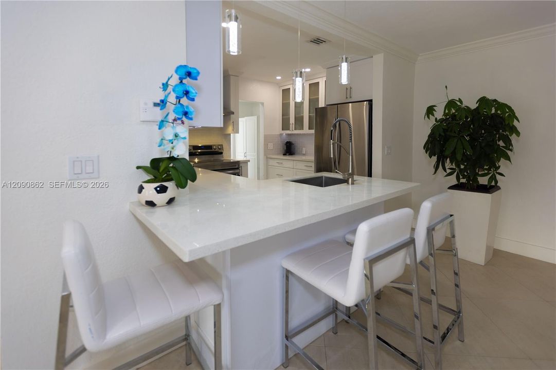 For Sale: $955,000 (4 beds, 3 baths, 2009 Square Feet)