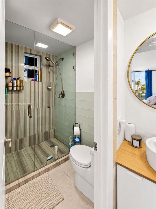 En Venta: $670,000 (1 camas, 1 baños, 1045 Pies cuadrados)