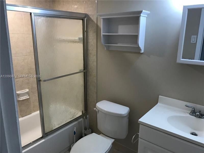 На продажу: $57,000 (1 спален, 1 ванн, 755 Квадратных фут)