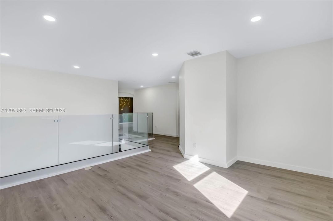 For Sale: $1,080,000 (4 beds, 3 baths, 2731 Square Feet)