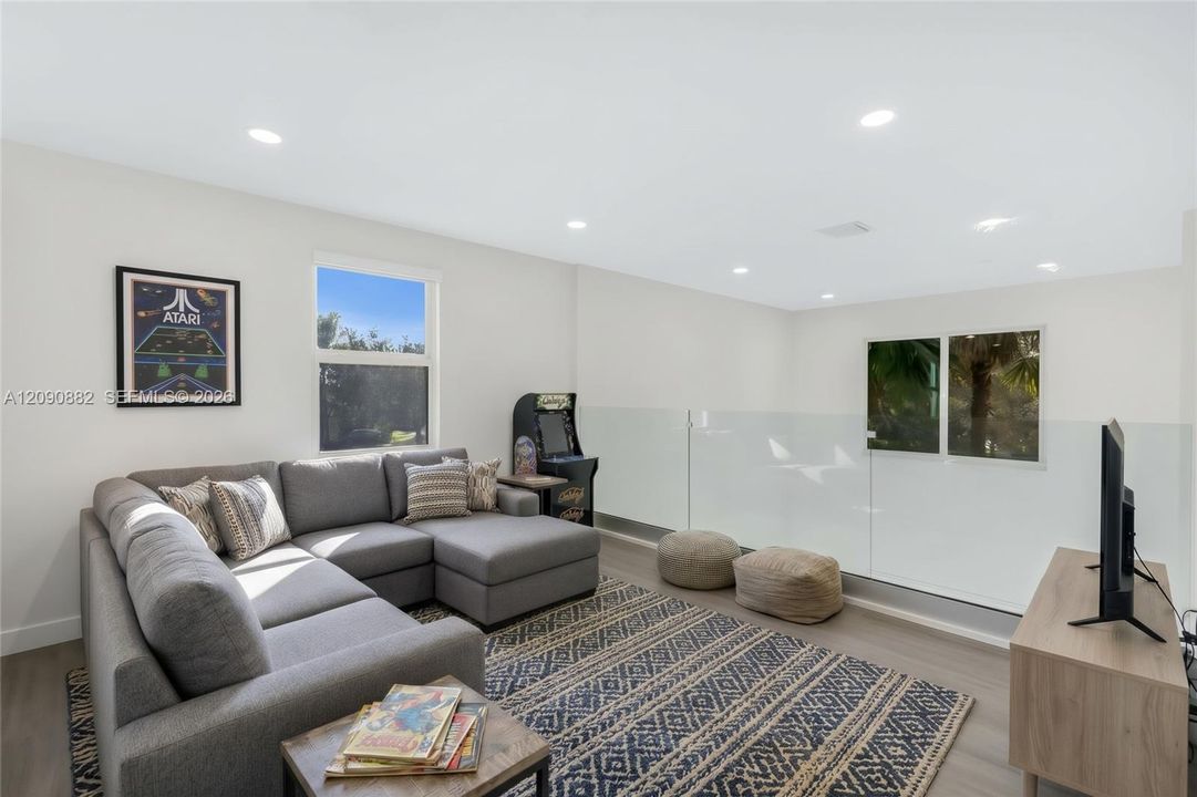 For Sale: $1,080,000 (4 beds, 3 baths, 2731 Square Feet)
