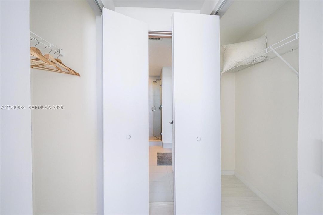 В аренду: $6,000 (3 спален, 2 ванн, 1110 Квадратных фут)