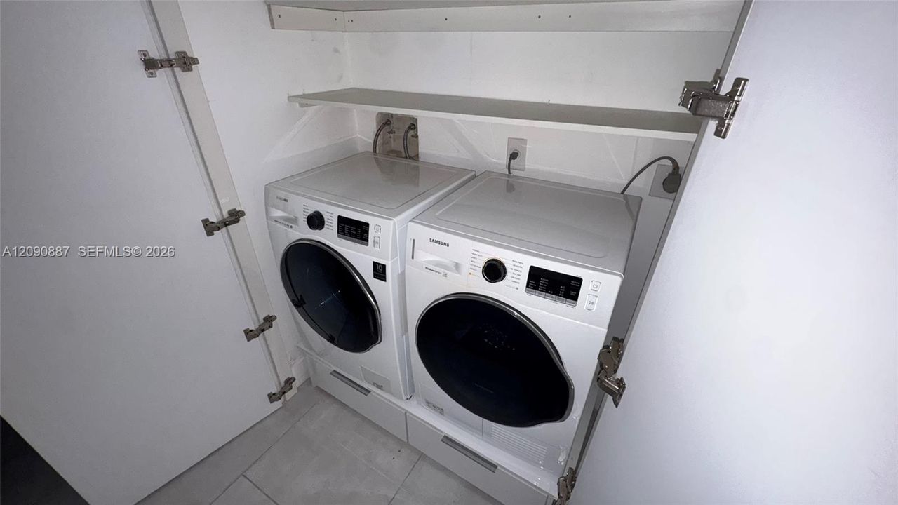 На продажу: $150,875 (3 спален, 2 ванн, 1125 Квадратных фут)