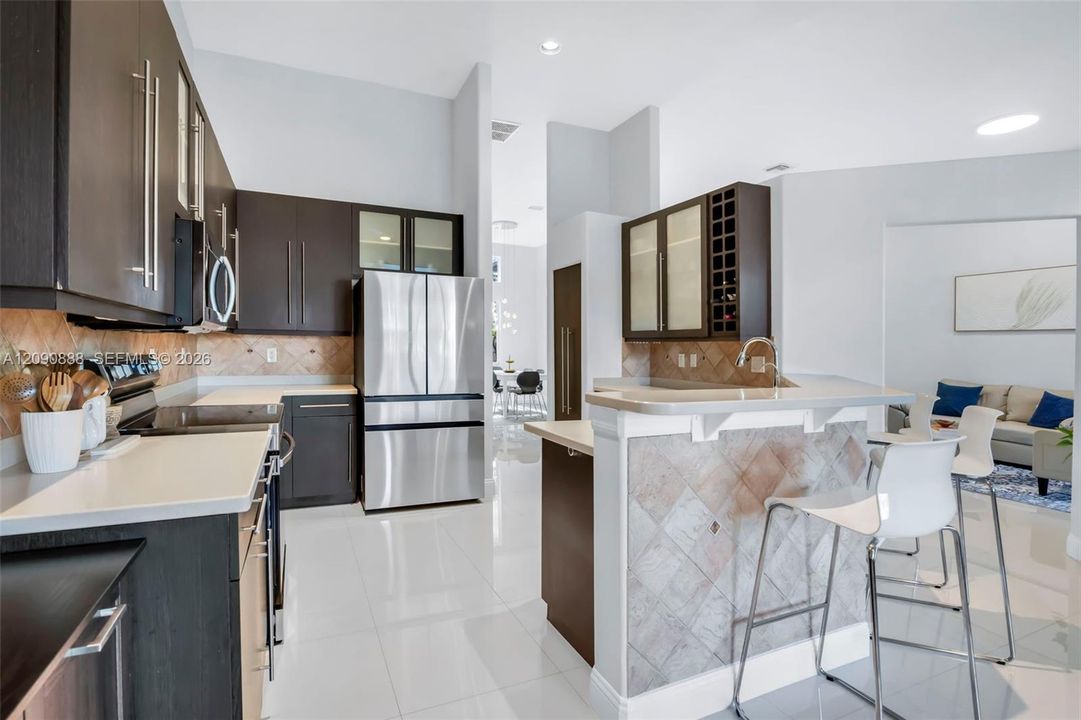 На продажу: $1,449,000 (5 спален, 3 ванн, 3051 Квадратных фут)