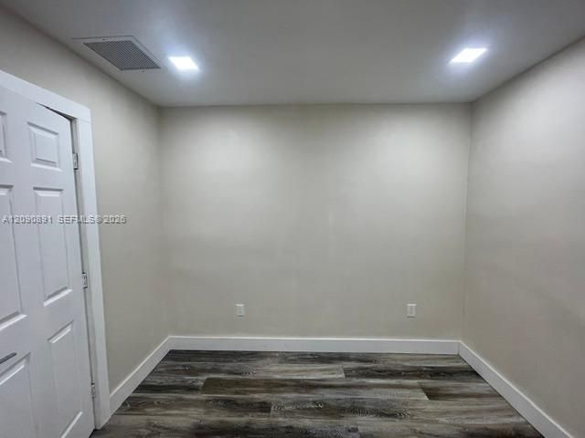 For Rent: $2,800 (2 beds, 1 baths, 1012 Square Feet)