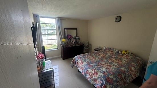 For Sale: $190,729 (2 beds, 1 baths, 968 Square Feet)