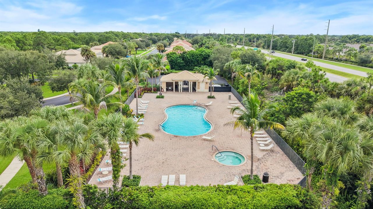 The Oaks Pool