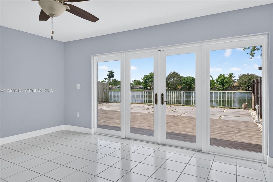 For Rent: $3,500 (3 beds, 2 baths, 1593 Square Feet)