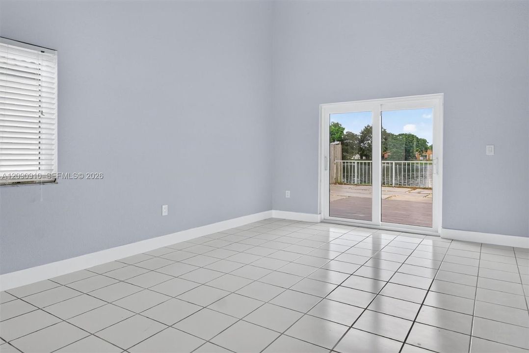 For Rent: $3,500 (3 beds, 2 baths, 1593 Square Feet)