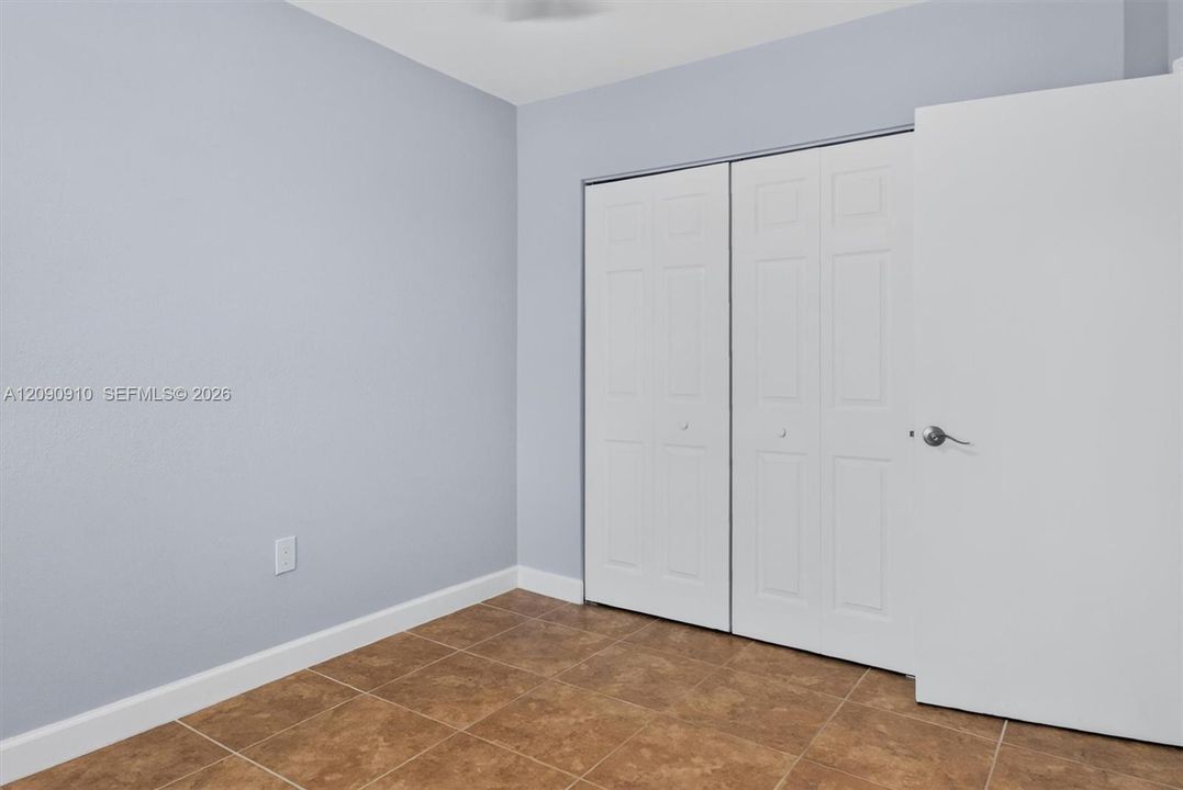 For Rent: $3,500 (3 beds, 2 baths, 1593 Square Feet)