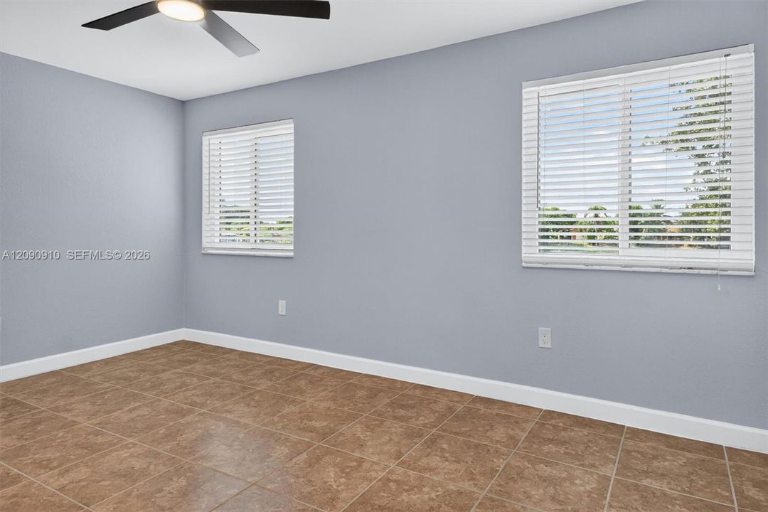 For Rent: $3,500 (3 beds, 2 baths, 1593 Square Feet)