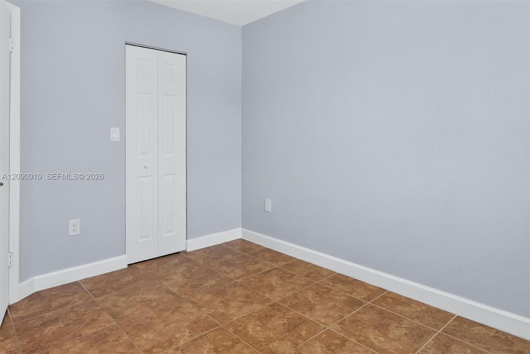 For Rent: $3,500 (3 beds, 2 baths, 1593 Square Feet)