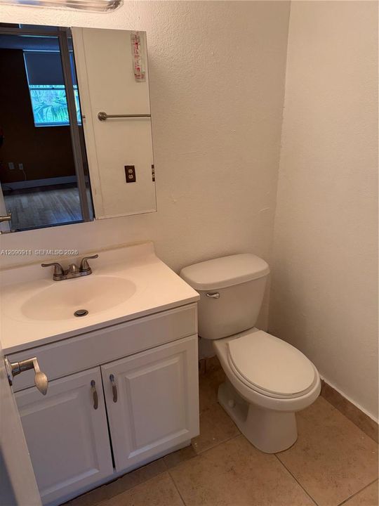 For Rent: $1,650 (1 beds, 1 baths, 673 Square Feet)