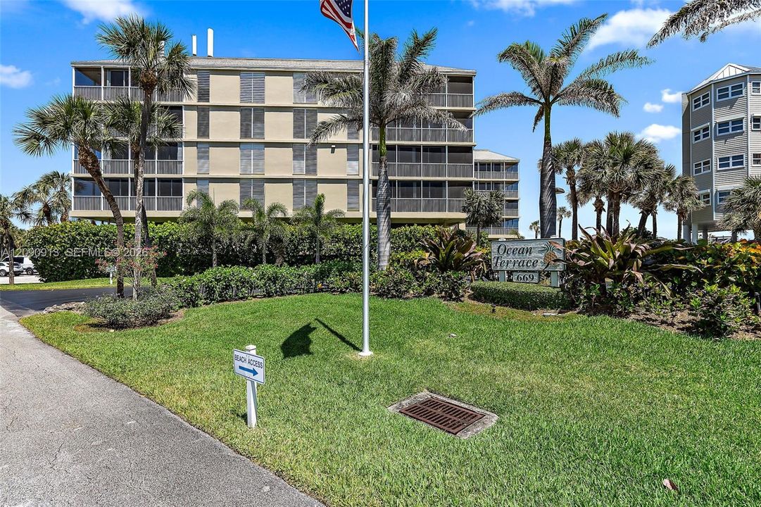 For Rent: $5,000 (2 beds, 2 baths, 1200 Square Feet)