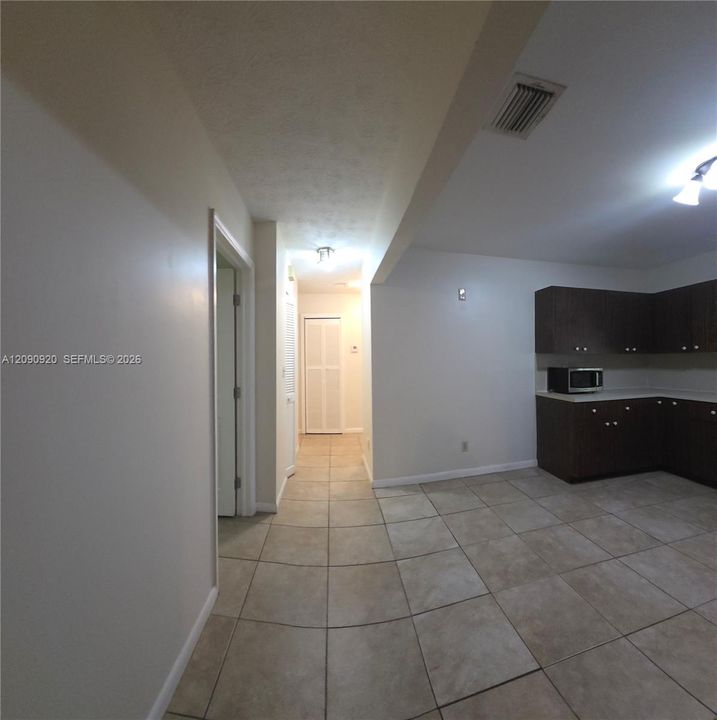 В аренду: $2,500 (1 спален, 1 ванн, 530 Квадратных фут)