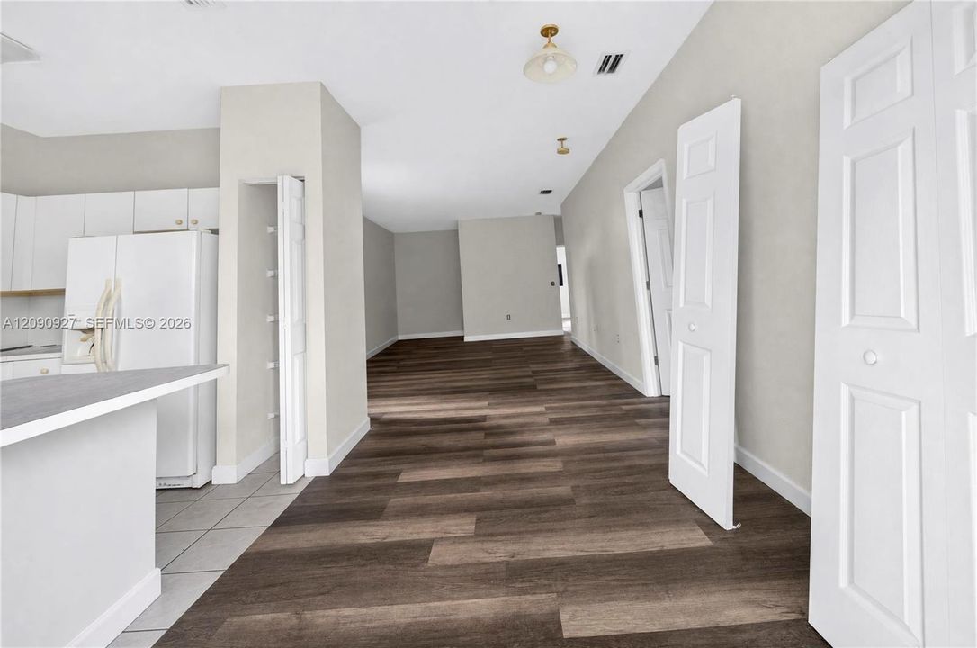 En Venta: $259,000 (3 camas, 2 baños, 1194 Pies cuadrados)