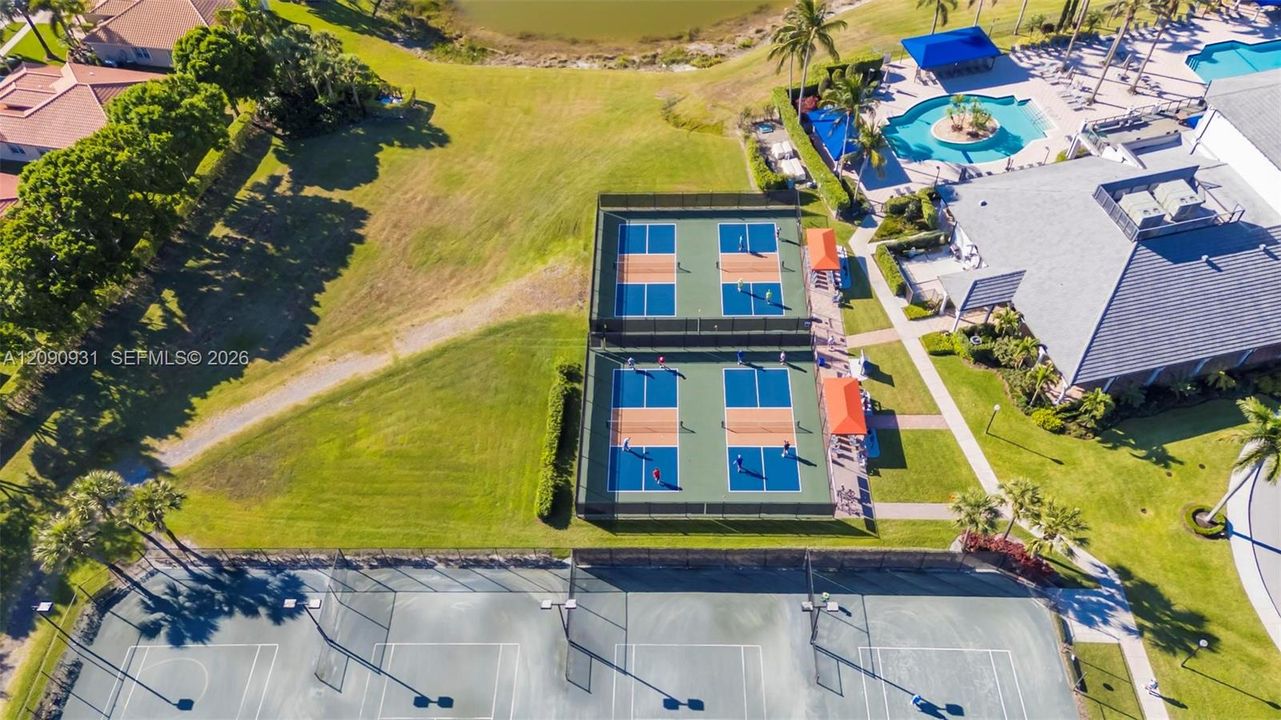 Pickleball Courts