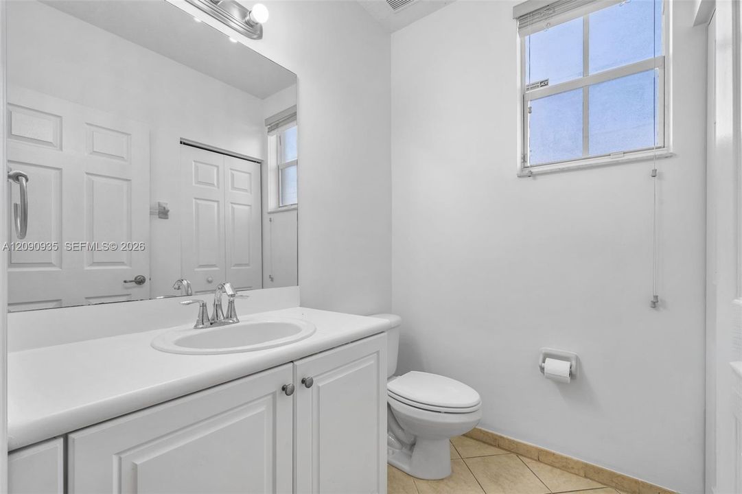 En Venta: $350,000 (3 camas, 2 baños, 1523 Pies cuadrados)