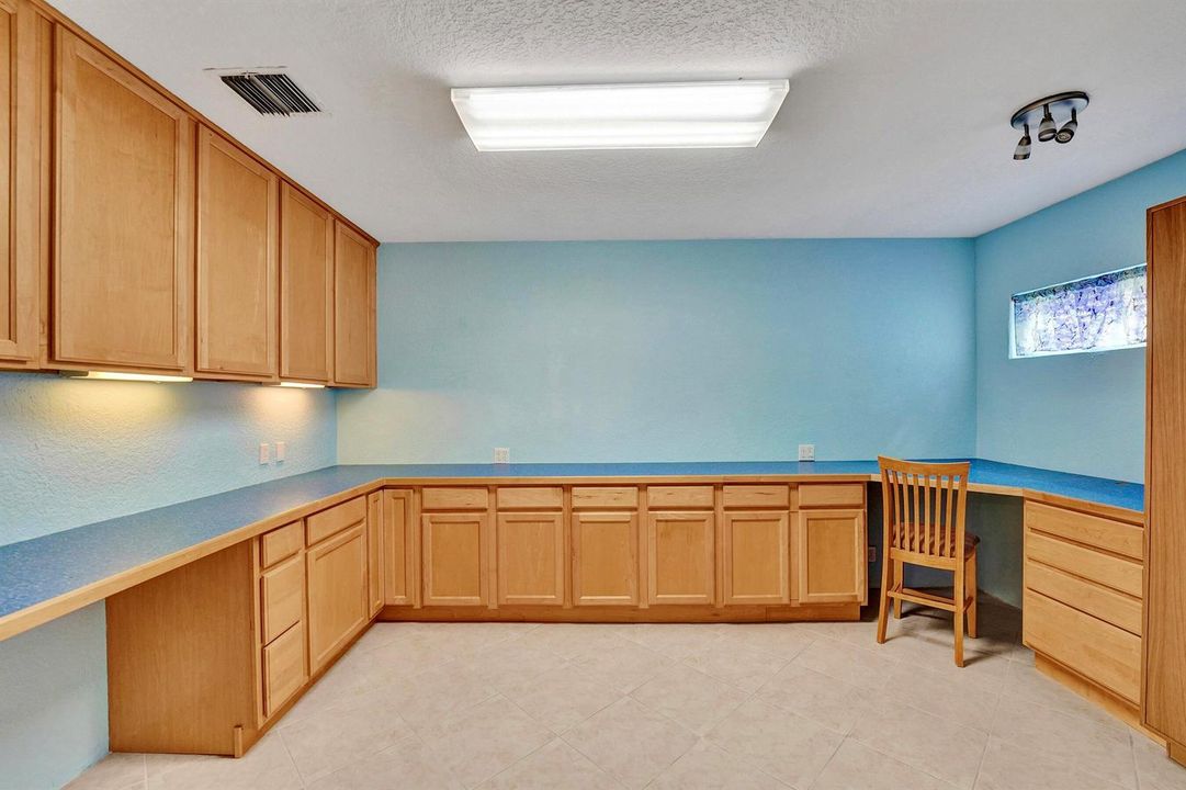 Bedroom 4-Office