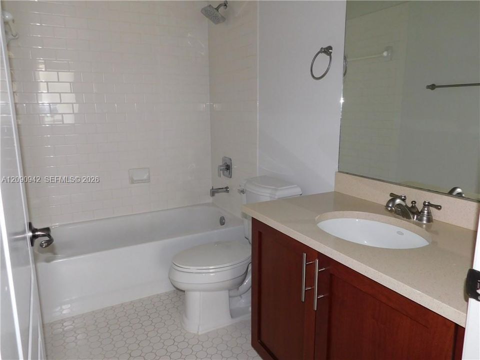 For Rent: $3,485 (2 beds, 2 baths, 1679 Square Feet)