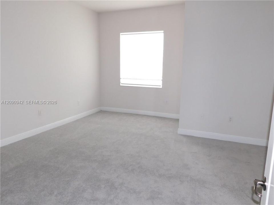 For Rent: $3,485 (2 beds, 2 baths, 1679 Square Feet)