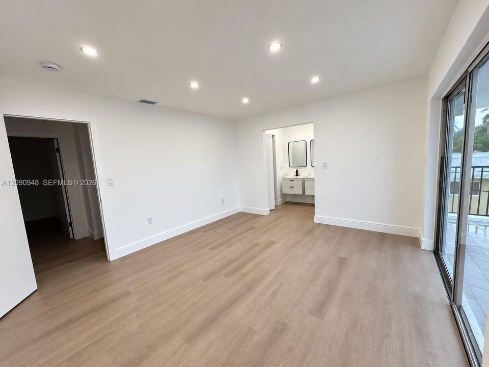 For Sale: $720,000 (5 beds, 4 baths, 0 Square Feet)