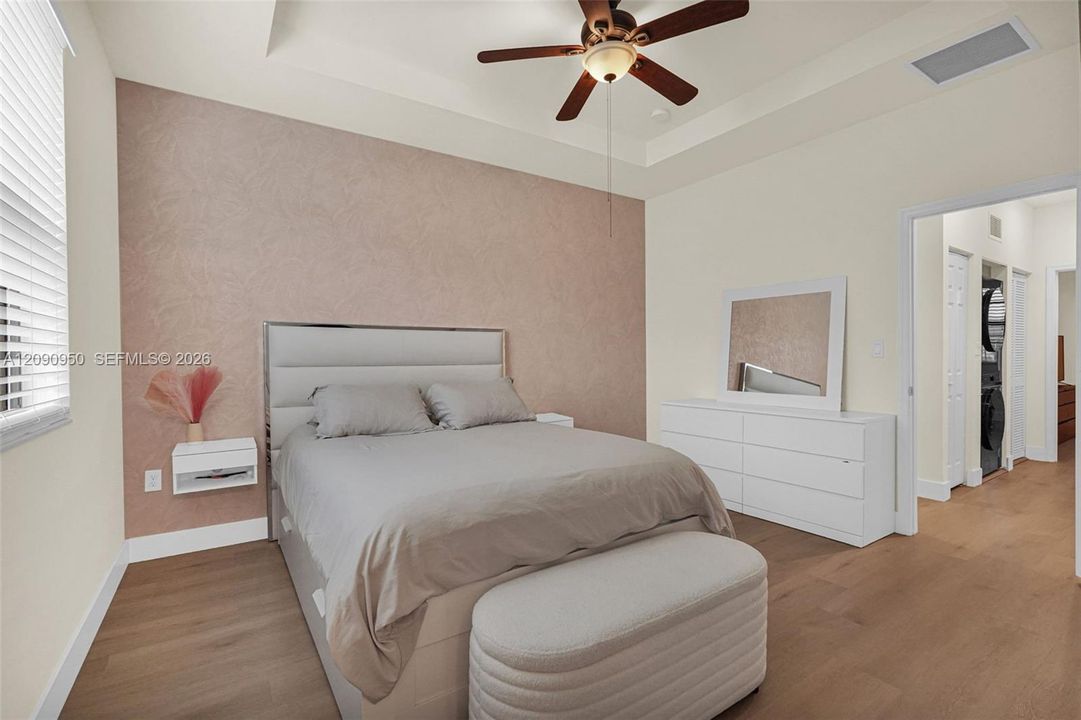 For Sale: $465,000 (2 beds, 2 baths, 1441 Square Feet)