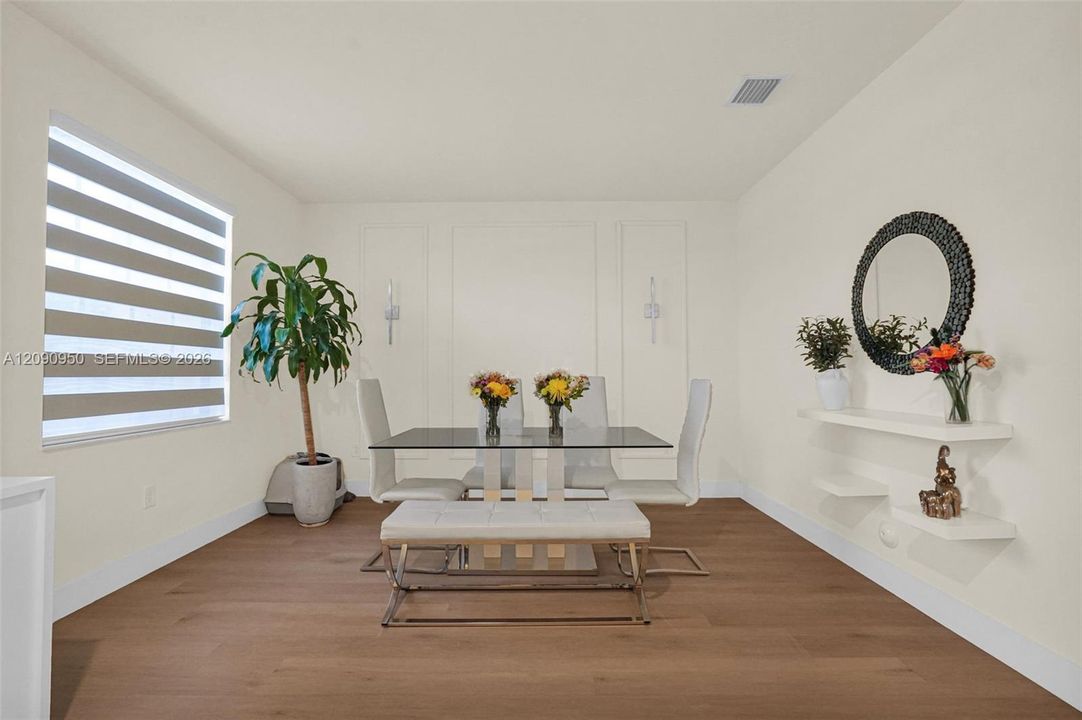 For Sale: $465,000 (2 beds, 2 baths, 1441 Square Feet)