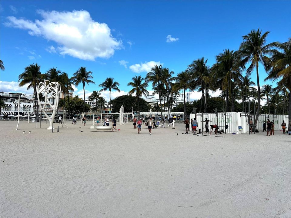 For Rent: $2,250 (12 beds, 12 baths, 820 Square Feet)