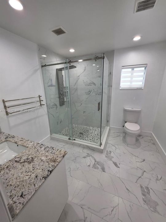 En Renta: $3,500 (4 camas, 4 baños, 2332 Pies cuadrados)