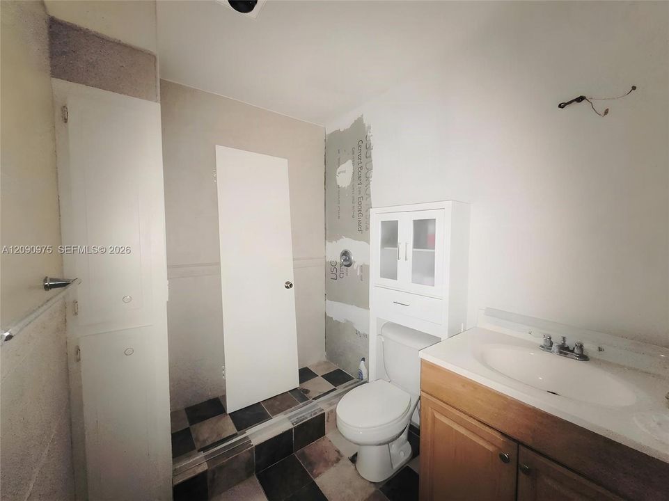 En Venta: $150,000 (2 camas, 2 baños, 1030 Pies cuadrados)
