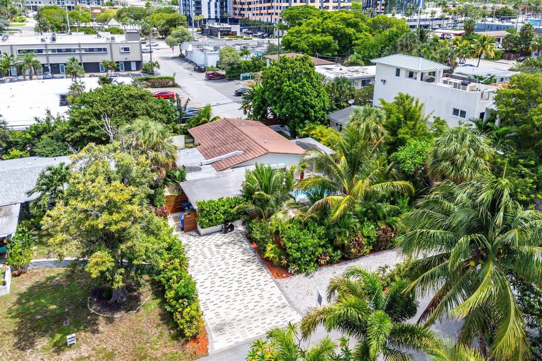 041-2041Northeast30thStreet-FortLauderda